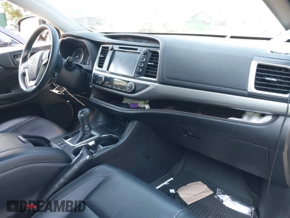 2017 Toyota Highlander XLE with VIN 5TDJZRFH8HS395467, listed as a IAAI auction lot 42577658 with 66,639 mi miles and . Bid and sale history available at DreamBid. Image 5.