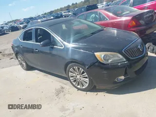 2014 Buick Verano with VIN 1G4PP5SK1E4127292, listed as a IAAI auction lot 41894180 with 203,165 mi miles. Bid and sale history available at carsss.com. Image 1.