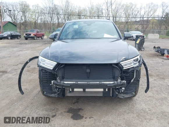 2020 Audi Q5 Premium with VIN WA1ANAFY0L2077771, listed as a IAAI auction lot 42049221 with 29,849 mi miles and . Bid and sale history available at DreamBid. Image 6.