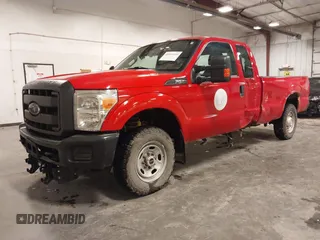 2014 Ford F-250 XL z VIN 1FT7X2B65EEA74094, wystawiony jako IAAI lot #40955480 z przebiegiem 171 642 mil mil oraz . Historia ofert i sprzedaży dostępna na DreamBid. Obrazek 2.