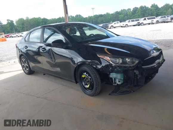2020 Kia Forte LXS with VIN 3KPF24AD5LE141476, listed as a IAAI auction lot 42118736 with 138,959 mi miles. Bid and sale history available at carsss.com. Image 1.