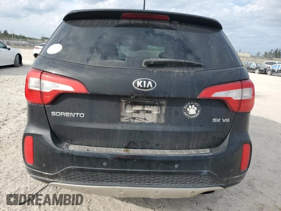 2015 Kia Sorento SX with VIN 5XYKW4A7XFG647597, listed as a Copart auction lot 48148365 with 186,022 mi miles and Salvage Title. Bid and sale history available at carsss.com. Image 6.