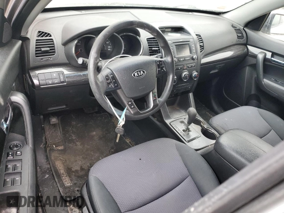 2013 Kia Sorento LX with VIN 5XYKT3A60DG405506, listed as a Copart auction lot 42746705 with 0 mi miles and Salvage Title. Bid and sale history available at carsss.com. Image 8.