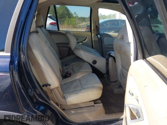 2008 Volvo XC90 I6 with VIN YV4CY982981420357, listed as a IAAI auction lot 41759863 with 202,861 mi miles. Bid and sale history available at carsss.com. Image 8.