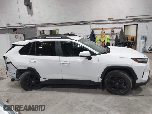2023 Toyota RAV4 Hybrid XLE with VIN 2T3UWRFV1PW156948, listed as a IAAI auction lot 41556334 with 21,196 mi miles. Bid and sale history available at carsss.com. Image 14.