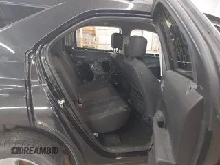 2015 Chevrolet Equinox LT z VIN 2GNFLFEK0F6252613, wystawiony jako IAAI lot #42061475 z przebiegiem 85 640 mil mil oraz . Historia ofert i sprzedaży dostępna na DreamBid. Obrazek 8.