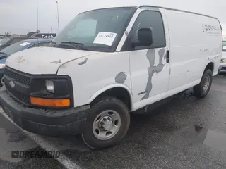 2006 Chevrolet Express Cargo z VIN 1GCHG35U461114730, wystawiony jako IAAI lot #41774915 z przebiegiem 260 059 mil mil oraz . Historia ofert i sprzedaży dostępna na DreamBid. Obrazek 2.