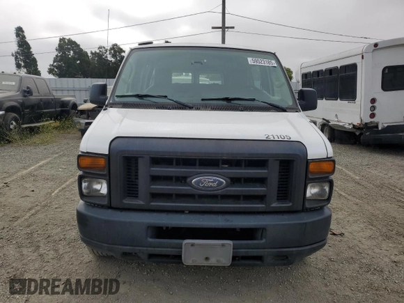 2009 Ford Econoline Passenger XL z VIN 1FBSS31L69DA15433, wystawiony jako Copart lot #59523185 z przebiegiem 338 840 mil mil oraz Czysty tytuł • Clean title. Historia ofert i sprzedaży dostępna na DreamBid. Obrazek 5.