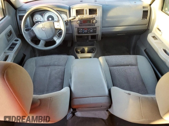 2007 Dodge Dakota SLT with VIN 1D7HE48K97S124581, listed as a Copart auction lot 73698864 with 179,562 mi miles and Salvage Title. Bid and sale history available at DreamBid. Image 8.