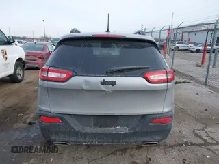 2016 Jeep Cherokee Latitude with VIN 1C4PJLCS8GW176604, listed as a IAAI auction lot 41467467 with 65,855 mi miles. Bid and sale history available at carsss.com. Image 16.