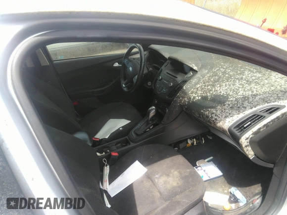 2015 Ford Focus SE with VIN 1FADP3F2XFL345234, listed as a IAAI auction lot 42402207 with Not provided miles and . Bid and sale history available at DreamBid. Image 5.