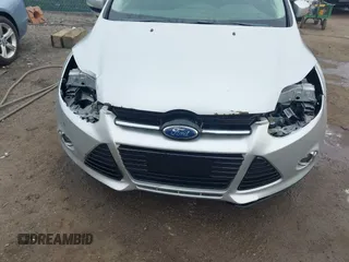 2012 Ford Focus SEL with VIN 1FAHP3H28CL266719, listed as a IAAI auction lot 42008714 with 169,880 mi miles. Bid and sale history available at carsss.com. Image 6.