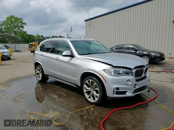 2016 BMW X5 sDrive35i z VIN 5UXKR2C55G0R71876, wystawiony jako Copart lot #52946795 z przebiegiem 113 890 mil mil oraz Szkoda całkowita • Salvage title. Historia ofert i sprzedaży dostępna na DreamBid. Obrazek 14.