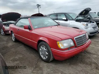 1995 Mercedes-Benz E Class with VIN WDBEA66EXSC250371, listed as a Copart auction lot 76722414 with 52,766 mi miles and Non Repairable. Bid and sale history available at carsss.com. Image 4.