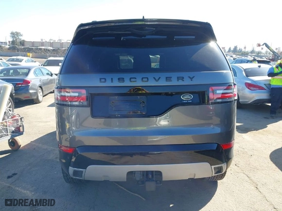 2018 Land Rover Discovery HSE Luxury with VIN SALRT2RV4JA049800, listed as a IAAI auction lot 41637444 with 57,452 mi miles. Bid and sale history available at carsss.com. Image 16.