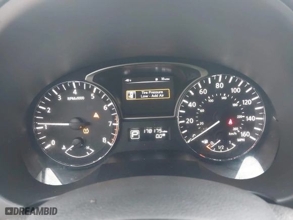 2015 Nissan Altima 2.5 with VIN 1N4AL3AP0FC414000, listed as a IAAI auction lot 41521490 with 178,175 mi miles. Bid and sale history available at carsss.com. Image 7.