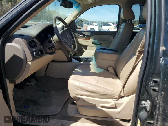 2013 Chevrolet Avalanche LT with VIN 3GNMCFE09DG203076, listed as a Copart auction lot 49719845 with 169,564 mi miles and Salvage Title. Bid and sale history available at DreamBid. Image 7.