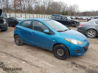 2012 Mazda Mazda2 Sport with VIN JM1DE1KZ2C0138163, listed as a IAAI auction lot 41230479 with 223,440 mi miles. Bid and sale history available at carsss.com. Image 1.