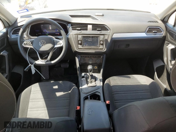 2022 Volkswagen Tiguan S with VIN 3VV1B7AXXNM011256, listed as a Copart auction lot 52536495 with 113,479 mi miles and Clean title. Bid and sale history available at DreamBid. Image 8.
