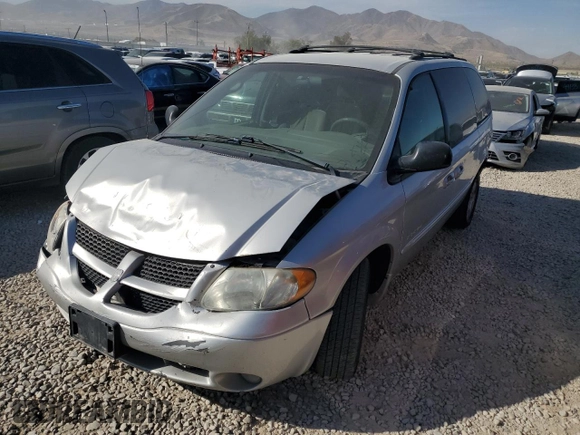 2001 Dodge Caravan ES with VIN 2B8GP54L01R107581, listed as a Copart auction lot 75209744 with 93,086 mi miles and Salvage Title. Bid and sale history available at DreamBid. Image 1.