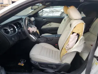 2010 Ford Mustang GT with VIN 1ZVBP8FHXA5141336, listed as a Copart auction lot 85374784 with 61,405 mi miles and Salvage title. Bid and sale history available at DreamBid. Image 7.