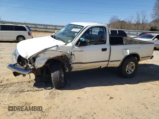 1998 Toyota Tacoma with VIN 4TAPM62N5WZ003457, listed as a Copart auction lot 42561765 with 379,996 mi miles and Salvage title. Bid and sale history available at DreamBid. Image 1.