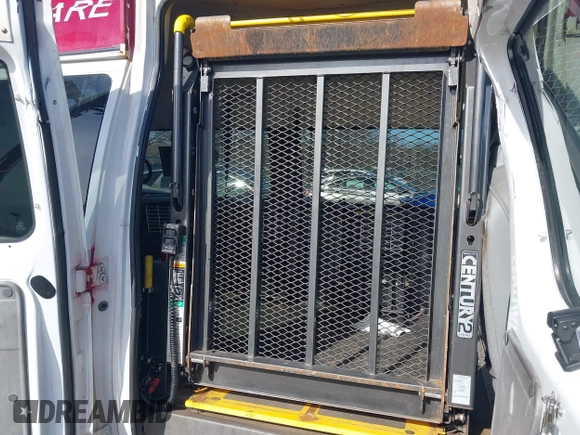 2014 Ford Econoline Cargo Commercial with VIN 1FTNE2EW6EDA35125, listed as a IAAI auction lot 41837491 with 207,713 mi miles and . Bid and sale history available at DreamBid. Image 8.