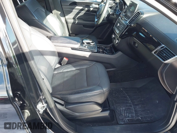 2019 Mercedes-Benz GLE 43 AMG z VIN 4JGED6EB2KA136193, wystawiony jako IAAI lot #41569175 z przebiegiem 59 970 mil mil oraz . Historia ofert i sprzedaży dostępna na DreamBid. Obrazek 5.