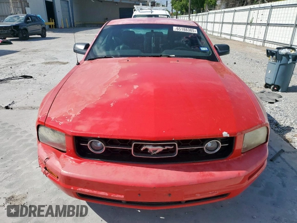 2008 Ford Mustang Deluxe with VIN 1ZVHT80N485106676, listed as a Copart auction lot 65188385 with 196,662 mi miles and Salvage title. Bid and sale history available at DreamBid. Image 5.