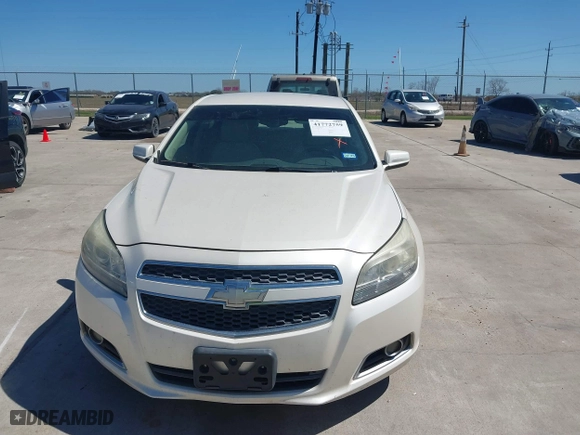 2013 Chevrolet Malibu ECO with VIN 1G11F5RR6DF112685, listed as a IAAI auction lot 41772759 with 201,769 mi miles. Bid and sale history available at carsss.com. Image 6.