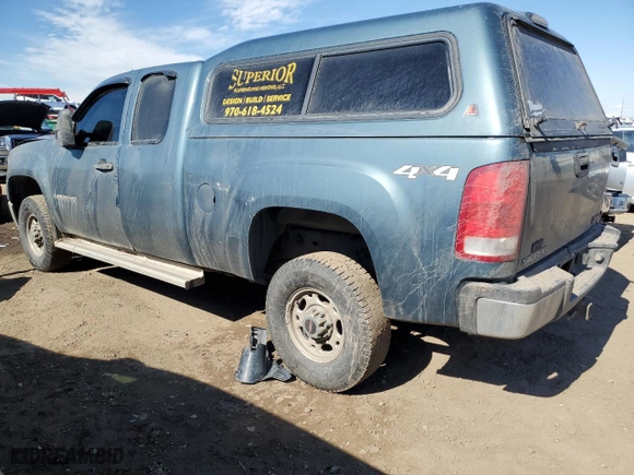 2008 GMC Sierra 2500HD SLE2 with VIN 1GTHK29K68E164123, listed as a Copart auction lot 89305465 with 219,791 mi miles and Salvage Title. Bid and sale history available at carsss.com. Image 2.