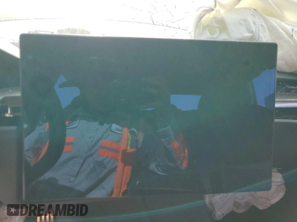 2023 Tesla Model S Plaid z VIN 5YJSA1E61PF528022, wystawiony jako Copart lot #53088135 z przebiegiem Nie podano mil oraz Czysty tytuł • Clean title. Historia ofert i sprzedaży dostępna na DreamBid. Obrazek 9.