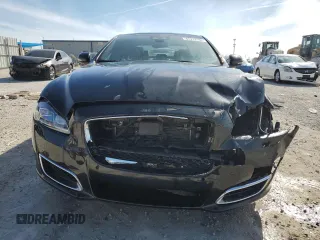 2019 Jaguar XJ Portfolio with VIN SAJWA2G76K8W21612, listed as a Copart auction lot 87379184 with 25,301 mi miles and Non Repairable. Bid and sale history available at DreamBid. Image 5.