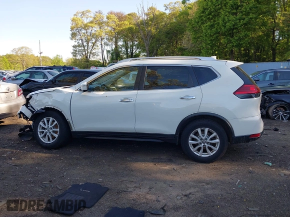 2017 Nissan Rogue SV с VIN KNMAT2MVXHP512848, выставлен на аукционе IAAI как лот 42210898 с пробегом 69 945 миль миль и . История ставок и продаж доступна на DreamBid. Изображение 14.
