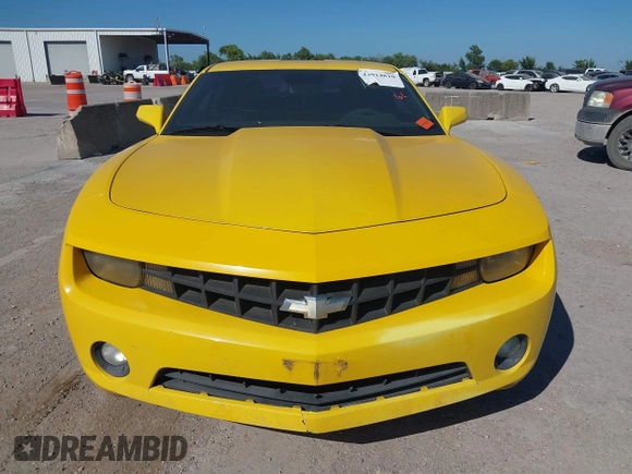 2011 Chevrolet Camaro 1LT with VIN 2G1FB1ED6B9120683, listed as a IAAI auction lot 42814810 with 217,261 mi miles and . Bid and sale history available at DreamBid. Image 12.