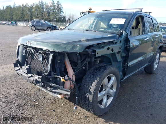 2011 Jeep Grand Cherokee Limited with VIN 1J4RR5GT9BC632047, listed as a IAAI auction lot 41732519 with 120,085 mi miles. Bid and sale history available at carsss.com. Image 21.
