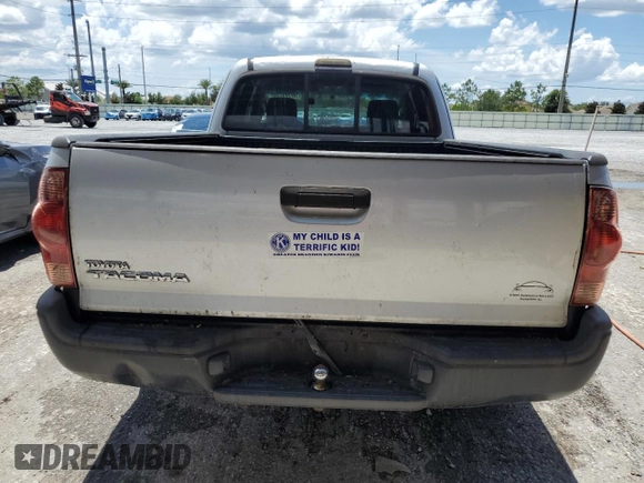 2008 Toyota Tacoma z VIN 5TETX22N48Z481217, wystawiony jako Copart lot #58506735 z przebiegiem 256 812 mil mil oraz Szkoda całkowita • Salvage title. Historia ofert i sprzedaży dostępna na DreamBid. Obrazek 6.