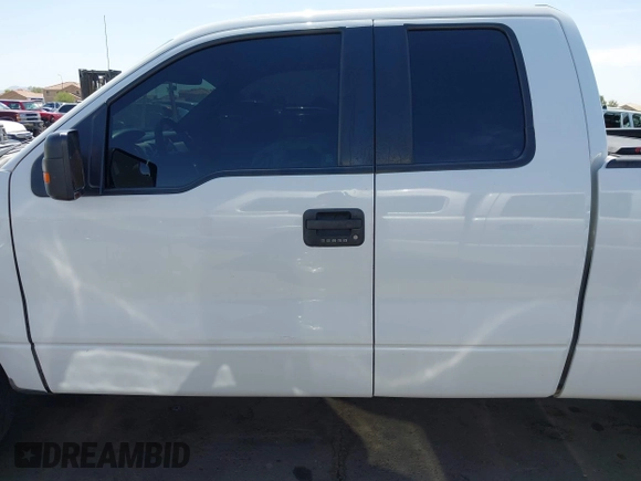2014 Ford F-150 XL z VIN 1FTFX1CF6EKG35389, wystawiony jako IAAI lot #42643324 z przebiegiem 190 235 mil mil oraz . Historia ofert i sprzedaży dostępna na DreamBid. Obrazek 15.