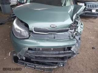 2014 Kia Soul with VIN KNDJN2A27E7036140, listed as a IAAI auction lot 41448167 with 105,567 mi miles. Bid and sale history available at carsss.com. Image 6.