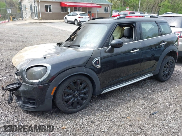 2019 MINI Countryman Cooper S с VIN WMZYT5C59K3E64682, выставлен на аукционе IAAI как лот 42149889 с пробегом Не указан миль и . История ставок и продаж доступна на DreamBid. Изображение 2.