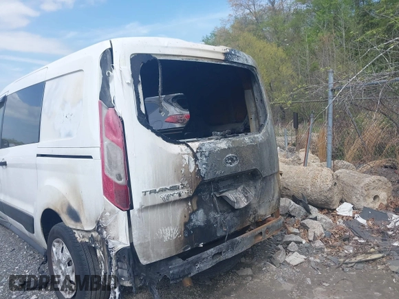 2016 Ford Transit Connect XLT с VIN NM0LE7F77G1284174, выставлен на аукционе IAAI как лот 39430119 с пробегом Не указан миль и . История ставок и продаж доступна на DreamBid. Изображение 15.