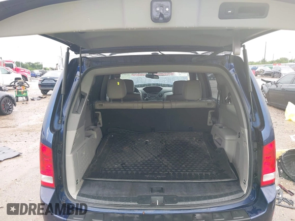 2013 Honda Pilot Touring with VIN 5FNYF4H95DB007125, listed as a IAAI auction lot 42493693 with Not provided miles and . Bid and sale history available at DreamBid. Image 18.