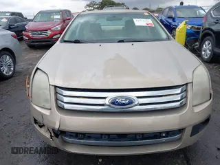 2007 Ford Fusion SE with VIN 3FAHP01127R269512, listed as a IAAI auction lot 41731182 with 227,870 mi miles. Bid and sale history available at carsss.com. Image 12.