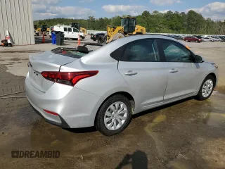 2021 Hyundai Accent SE z VIN 3KPC24A65ME143279, wystawiony jako Copart lot #52489585 z przebiegiem 61 106 mil mil oraz Nie do naprawy • Non repairable. Historia ofert i sprzedaży dostępna na DreamBid. Obrazek 3.