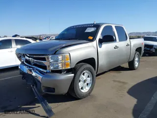 2007 Chevrolet Silverado 1500 LT w/1LT with VIN 3GCEK13C27G537311, listed as a IAAI auction lot 41559010 with 127,104 mi miles. Bid and sale history available at carsss.com. Image 17.