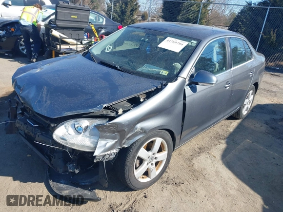 2009 Volkswagen Jetta SE с VIN 3VWRZ71K19M060916, выставлен на аукционе IAAI как лот 41769784 с пробегом 113 334 миль миль и . История ставок и продаж доступна на DreamBid. Изображение 2.
