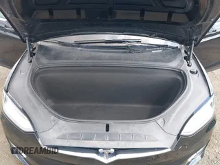 2019 Tesla Model X 75D with VIN 5YJXCBE21KF180203, listed as a IAAI auction lot 42190255 with 114,294 mi miles and . Bid and sale history available at carsss.com. Image 10.