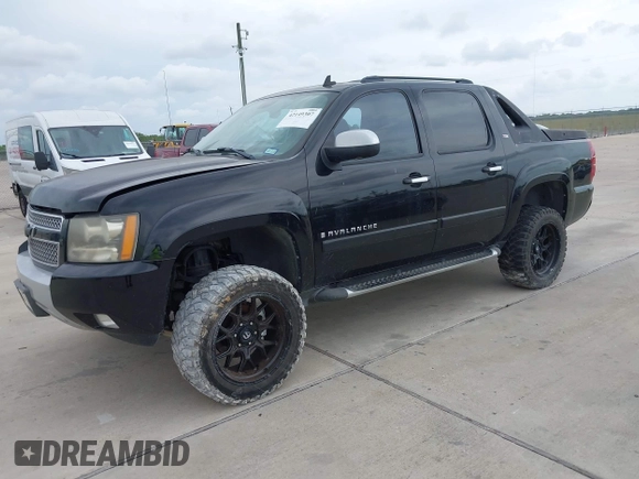 2008 Chevrolet Avalanche LTZ with VIN 3GNFK12348G145932, listed as a IAAI auction lot 42149307 with 1 mi miles. Bid and sale history available at carsss.com. Image 2.