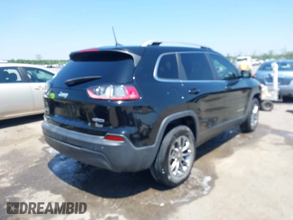 2019 Jeep Cherokee Latitude Plus z VIN 1C4PJMLB5KD474859, wystawiony jako IAAI lot #41990780 z przebiegiem 159 482 mil mil oraz . Historia ofert i sprzedaży dostępna na DreamBid. Obrazek 4.
