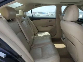2012 Lexus ES 330 z VIN JTHBK1EG2C2487207, wystawiony jako Copart lot #54367925 z przebiegiem 140 116 mil mil oraz Szkoda całkowita • Salvage title. Historia ofert i sprzedaży dostępna na DreamBid. Obrazek 10.